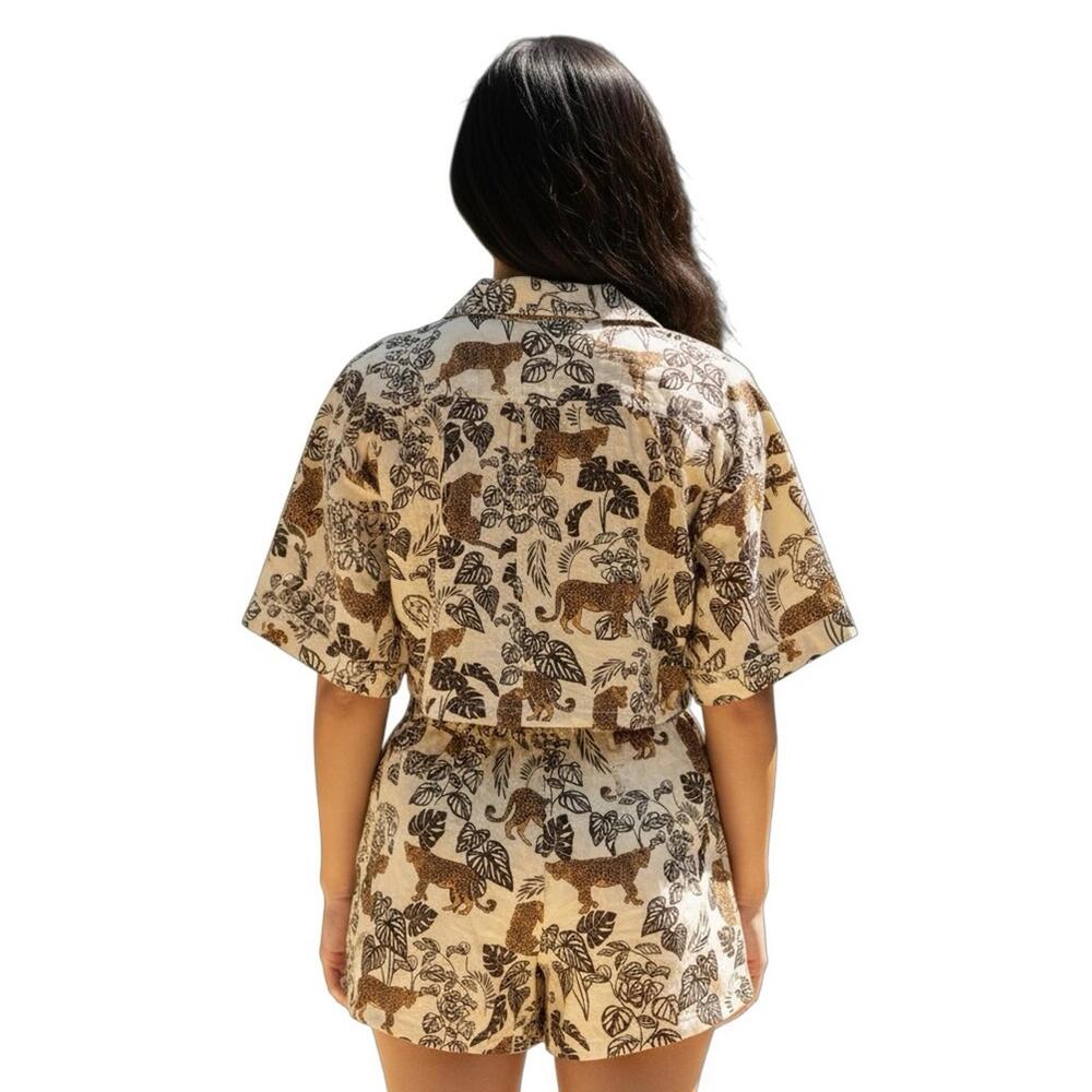 Safari Animal Print 2 Piece Set Crop Button Top Drawstring Shorts M Violet Sky - Picture 2 of 9